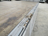 いすゞギガアルミウイング大型（10t）[写真16]