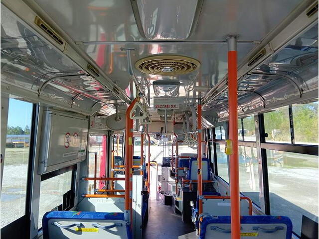 三菱ふそうエアロミディバス[写真31]