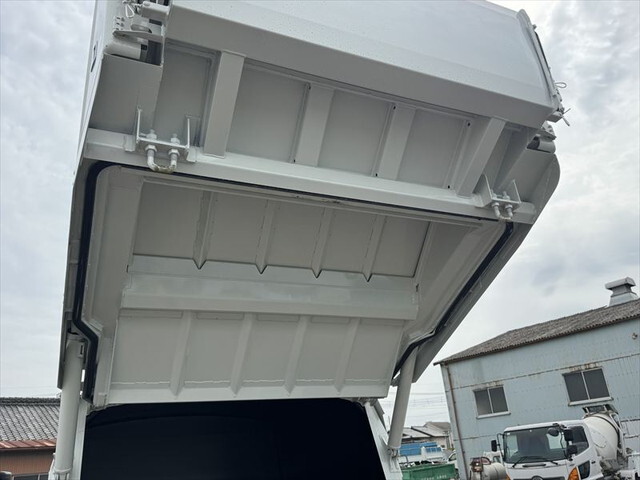 トヨタダイナパッカー車（塵芥車）小型（2t・3t）[写真08]