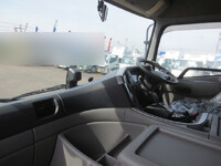 UDトラックスクオンアルミウイング大型（10t）[写真19]