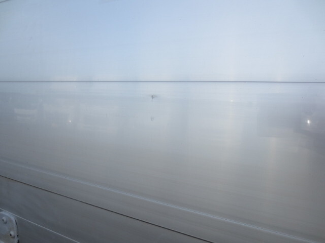 UDトラックスクオンアルミウイング大型（10t）[写真29]