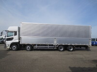 UDトラックスクオンアルミウイング大型（10t）[写真09]