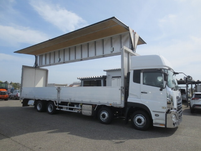 UDトラックスクオンアルミウイング大型（10t）[写真09]