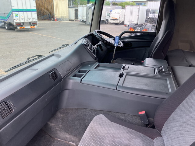 三菱ふそうスーパーグレートセーフティクレーン4段大型（10t）[写真34]