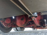 UDトラックスクオンアルミブロック大型（10t）[写真33]