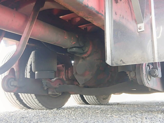 UDトラックスクオンアルミブロック大型（10t）[写真34]