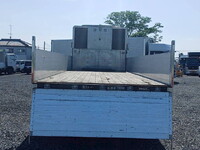 UDトラックスクオンアルミブロック大型（10t）[写真09]