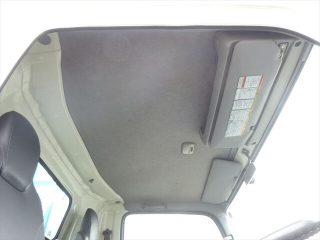 いすゞエルフ平ボディ小型（2t・3t）[写真18]