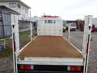 日野デュトロ平ボディ小型（2t・3t）[写真13]