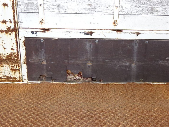 日野デュトロ平ボディ小型（2t・3t）[写真14]