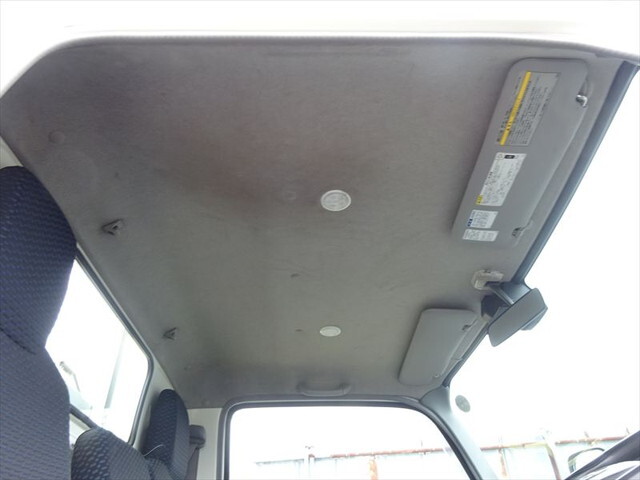 日野デュトロ平ボディ小型（2t・3t）[写真20]