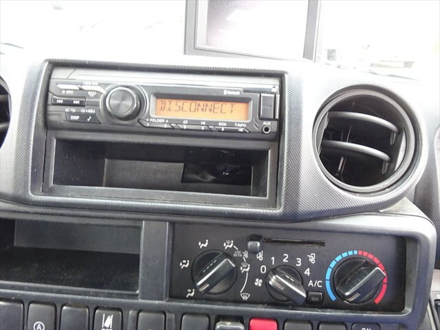 日野デュトロ平ボディ小型（2t・3t）[写真24]