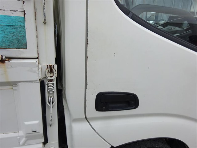 日野デュトロ平ボディ小型（2t・3t）[写真35]