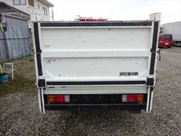 日野デュトロ平ボディ小型（2t・3t）[写真10]