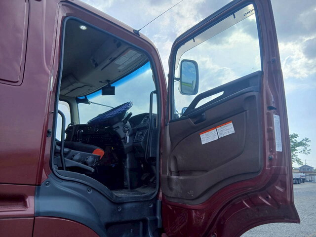 日野プロフィアダンプ大型（10t）[写真17]