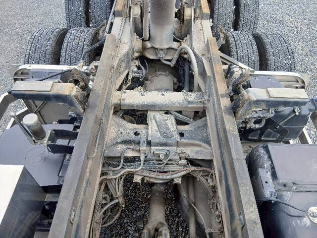 日野プロフィアダンプ大型（10t）[写真28]