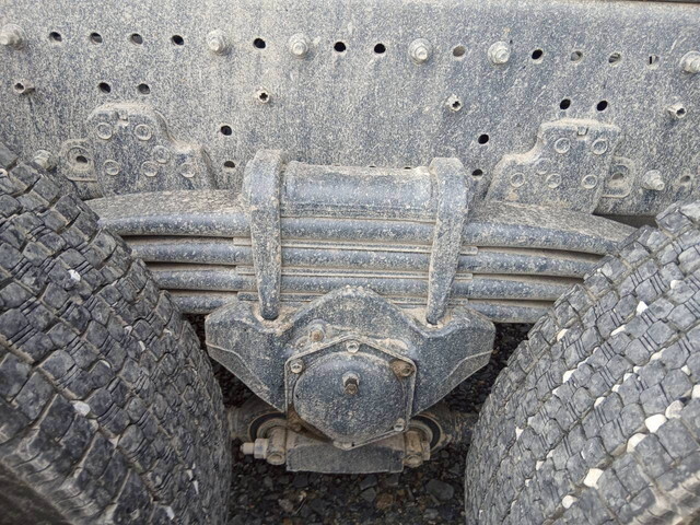 日野プロフィアダンプ大型（10t）[写真36]