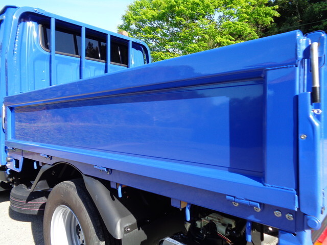 三菱ふそうキャンターダブルキャブ（Wキャブ）小型（2t・3t）[写真17]