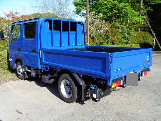 三菱ふそうキャンターダブルキャブ（Wキャブ）小型（2t・3t）[写真02]