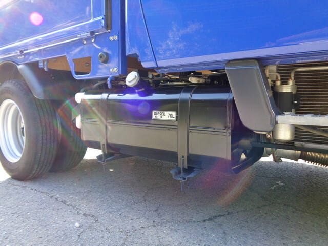 三菱ふそうキャンターダブルキャブ（Wキャブ）小型（2t・3t）[写真20]