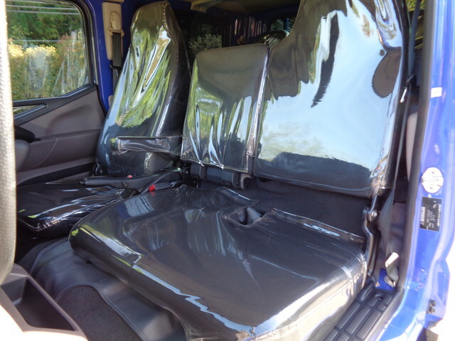 三菱ふそうキャンターダブルキャブ（Wキャブ）小型（2t・3t）[写真28]