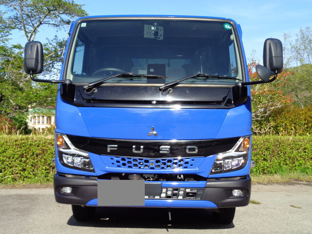 三菱ふそうキャンターダブルキャブ（Wキャブ）小型（2t・3t）[写真05]