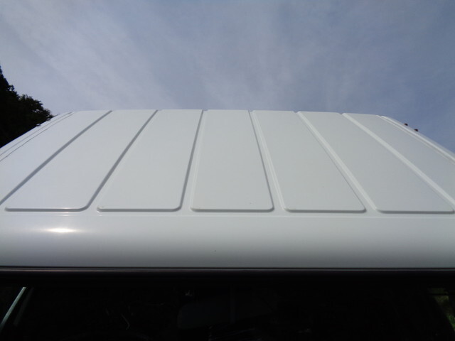 三菱ふそうキャンター平ボディ小型（2t・3t）[写真19]