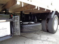 三菱ふそうキャンター平ボディ小型（2t・3t）[写真23]