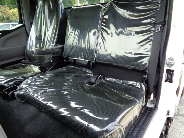 三菱ふそうキャンター平ボディ小型（2t・3t）[写真31]