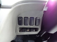 三菱ふそうキャンター平ボディ小型（2t・3t）[写真37]