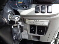 三菱ふそうキャンター平ボディ小型（2t・3t）[写真38]