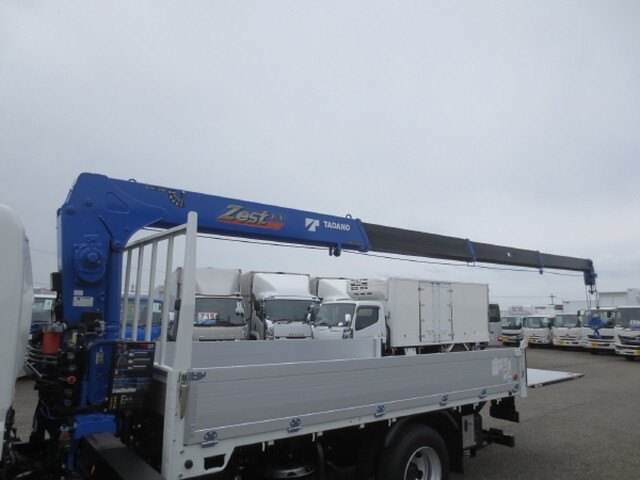 三菱ふそうキャンタークレーン4段小型（2t・3t）[写真10]