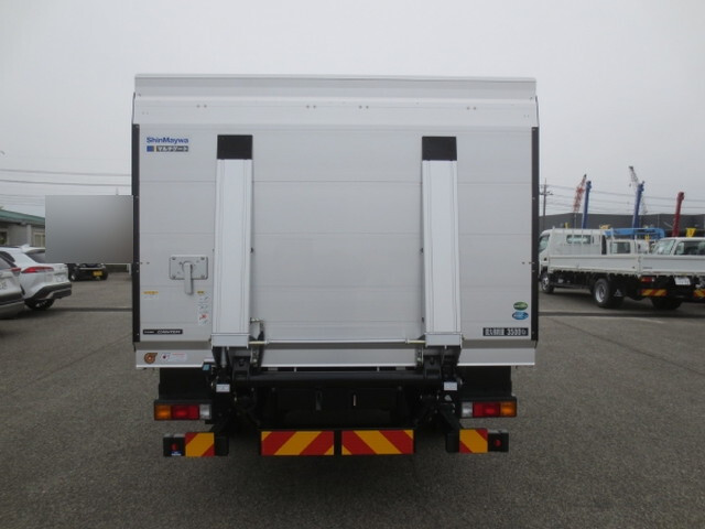 三菱ふそうキャンタークレーン4段小型（2t・3t）[写真06]