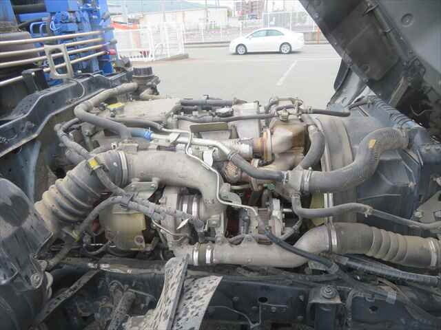 日野レンジャーセルフクレーン3段増トン（6t・8t）[写真10]