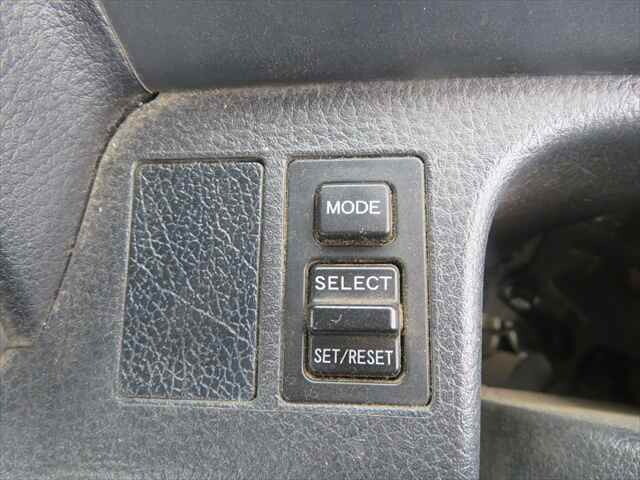 日野レンジャーセルフクレーン3段増トン（6t・8t）[写真38]