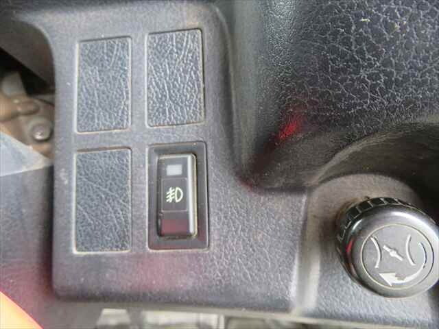 日野レンジャーセルフクレーン3段増トン（6t・8t）[写真39]