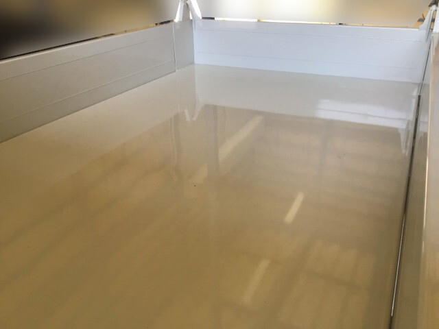 いすゞエルフダンプ小型（2t・3t）[写真08]