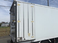 いすゞエルフ冷凍車（冷蔵車）小型（2t・3t）[写真20]