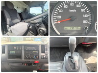 いすゞエルフ冷凍車（冷蔵車）小型（2t・3t）[写真25]