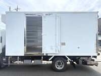 いすゞエルフ冷凍車（冷蔵車）小型（2t・3t）[写真08]