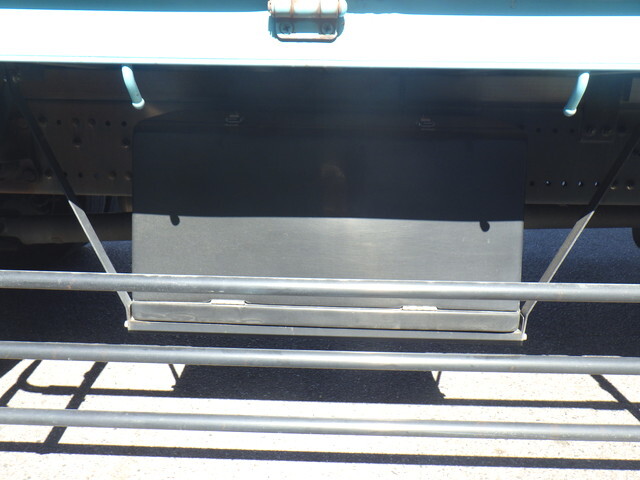 日野プロフィア幌ウイング大型（10t）[写真16]