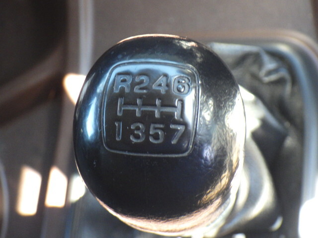 日野プロフィア幌ウイング大型（10t）[写真31]