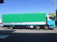 日野プロフィア幌ウイング大型（10t）[写真10]