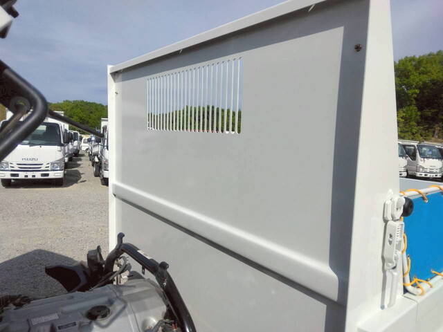 三菱ふそうキャンターダンプ小型（2t・3t）[写真16]