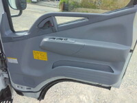 三菱ふそうキャンターダンプ小型（2t・3t）[写真28]