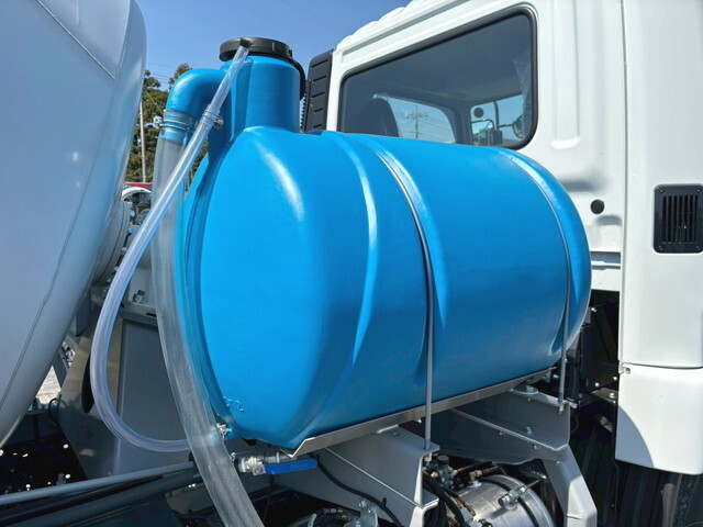 三菱ふそうファイターミキサー車（コンクリートミキサー）中型（4t）[写真27]