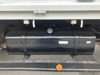 三菱ふそうキャンター平ボディ小型（2t・3t）[写真17]