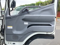 三菱ふそうキャンター平ボディ小型（2t・3t）[写真30]