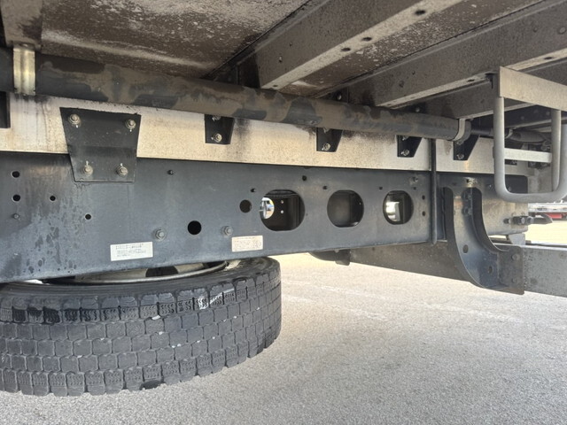 三菱ふそうファイターアルミウイング中型（4t）[写真20]