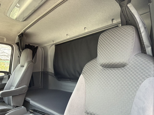 いすゞフォワードアルミウイング中型（4t）[写真19]